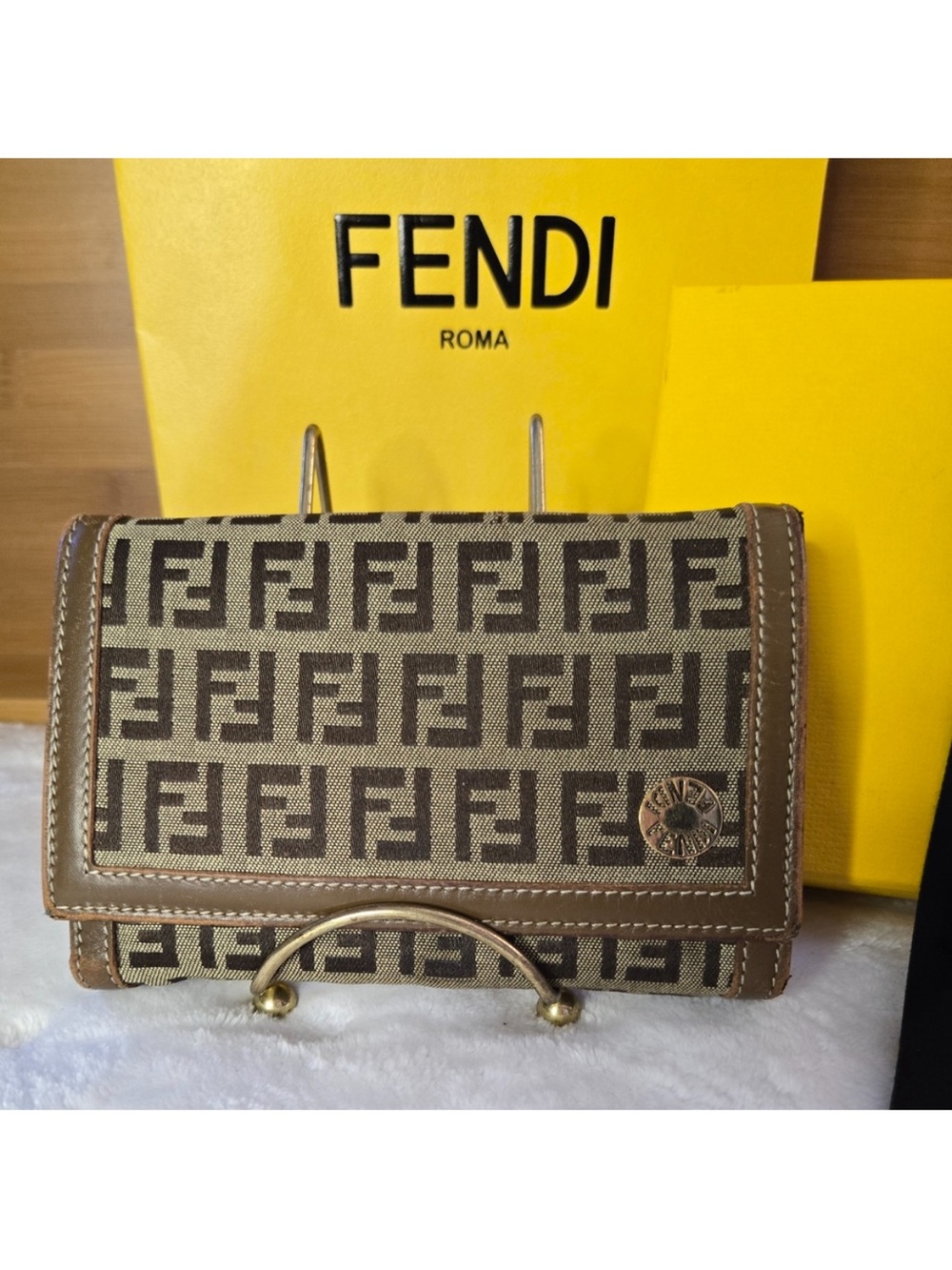 FENDI Vintage Zucchino Round Badge Compact Wallet Y2K w/ Box, Shopping Bag & COA